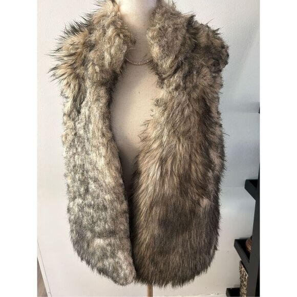 Michael Kors faux fur vest size medium - Picture 1 of 6